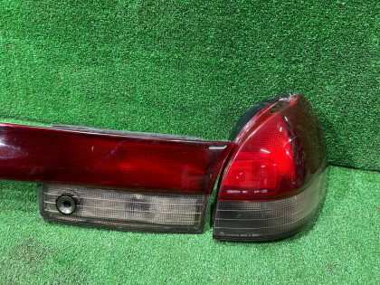 Комплект стоп-сигналы SUBARU LEGACY OEM 84251AC090, 84201AC120, 84201AC130 BG5 1997