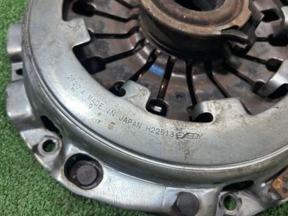 หวีคลัตช์พร้อมจานคลัตช์ SUBARU LEGACY OEM 30100AA600 30210AA360 BG5 1997 EJ20R MT5