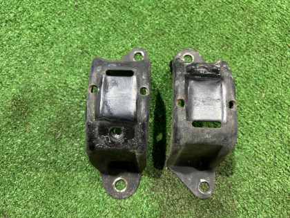 后稳定杆支架 SUBARU LEGACY OEM 20520AA001, 20520AA011 BG5 1997 RED