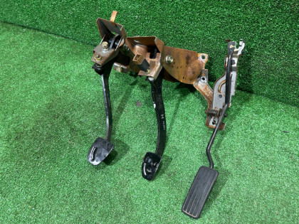 Pedales под свап SUBARU LEGACY OEM 36013AA011 36011AA001 36015FC020 BG5 1997 RED