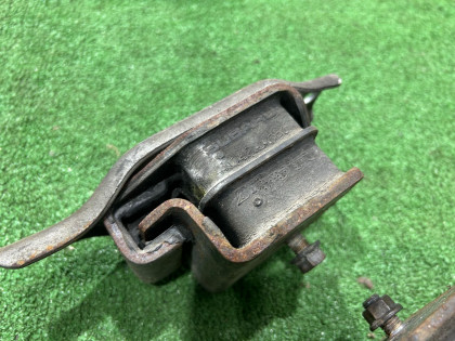Подушки двигателя SUBARU LEGACY OEM 41022AC011 41022AC001 BG5 1997 EJ20R MT5
