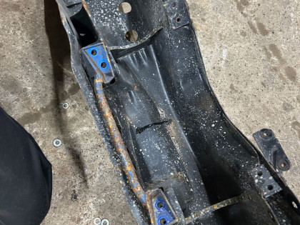 Barra de reforço das torres de suspensão Редуктора CUSCO SUBARU LEGACY OEM 20151AC050 BG5 1997 EJ20R MT5