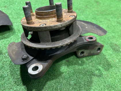 Ступицы передние SUBARU LEGACY OEM 28052AA010 28016AA011 28012AA023 BG5 1997 EJ20R MT5
