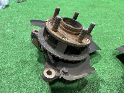 Ступицы передние SUBARU LEGACY OEM 28052AA010 28016AA011 28012AA023 BG5 1997 EJ20R MT5