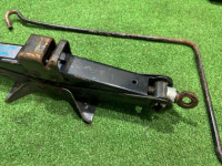 แม่แรง SUBARU LEGACY OEM 97030FA070 BG5 1997
