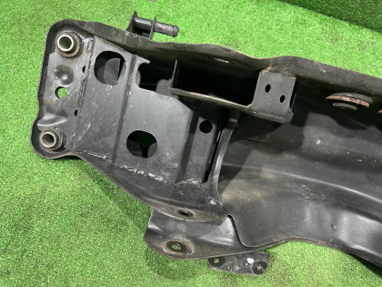 คานหลัง SUBARU FORESTER OEM 20150SA020 SG5 2007 EJ205 AT