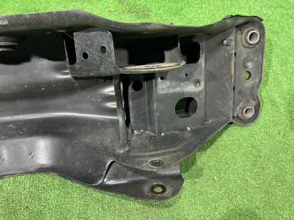คานหลัง SUBARU FORESTER OEM 20150SA020 SG5 2007 EJ205 AT