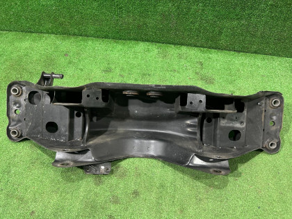 คานหลัง SUBARU FORESTER OEM 20150SA020 SG5 2007 EJ205 AT