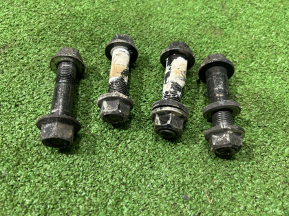น็อตปรับศูนย์ล้อหน้า SUBARU FORESTER OEM 20540AA090 20540AA100 SG5 2007 EJ205 AT