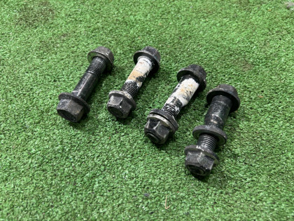 น็อตปรับศูนย์ล้อหน้า SUBARU FORESTER OEM 20540AA090 20540AA100 SG5 2007 EJ205 AT