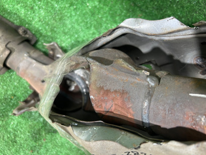 ท่อร่วมไอเสีย Даун-пайп SUBARU FORESTER OEM 44612AA060 SG5 2007 EJ205 AT