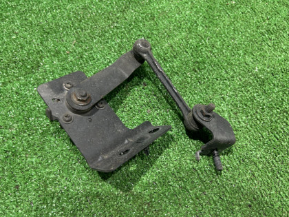 フロントヘッドライトレベリングセンサー SUBARU FORESTER OEM 84021SA000 SG5 2007