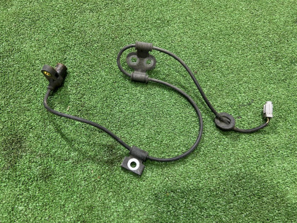 เซ็นเซอร์ ABS หน้าซ้าย 27540SA030 SUBARU FORESTER