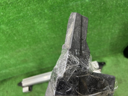 前保险杠防撞梁 SUBARU FORESTER OEM 57712SA240 57705SA060 SG5 2007