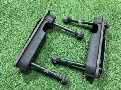 สเปเซอร์หน้า SUBARU FORESTER OEM 20511AE001 SG5 2007 EJ205 AT