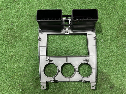 Moldura do rádio черная SUBARU FORESTER OEM 66060SA200 SG5 2007 BLACK 32J