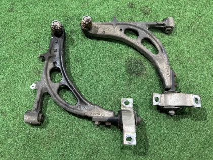 ปีกนกหน้า аллюминий 20202SA120 20202SA051 SUBARU FORESTER