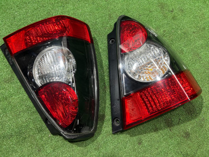 Pilotos traseros dark smoke SUBARU FORESTER OEM 84201SA220 84201SA230 SG5 2007