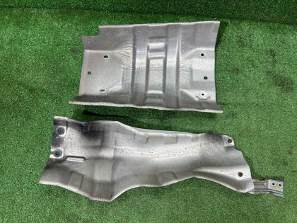 แผ่นกันความร้อนท่อไอเสีย 59024FE020 SUBARU FORESTER