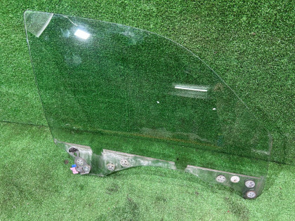 右前门玻璃 SUBARU FORESTER OEM 61011SA020 SG5 2006