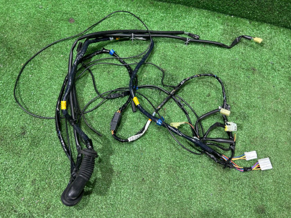 สายไฟฝาท้าย SUBARU FORESTER OEM 81812SA300 SG5 2006 EJ205 AT