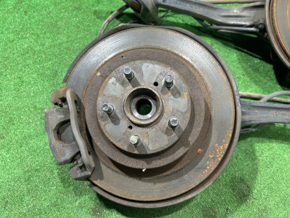 后轮毂 SUBARU LEGACY OEM 28474AE000 28462AE011 20252AE001 26700AE070 26692AE020 BE5 2000 EJ206 AT