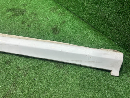 Порог правый SUBARU LEGACY OEM 96051AE000WG BE5 2000 WHITE 51E