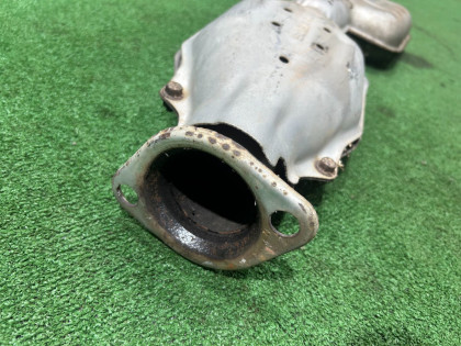 排气中段 Катализатор SUBARU LEGACY OEM 44200AE021 BE5 2000 EJ206 AT