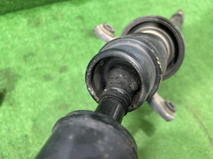 เพลากลาง SUBARU LEGACY OEM 27111AE100 BE5 2000 EJ206 AT