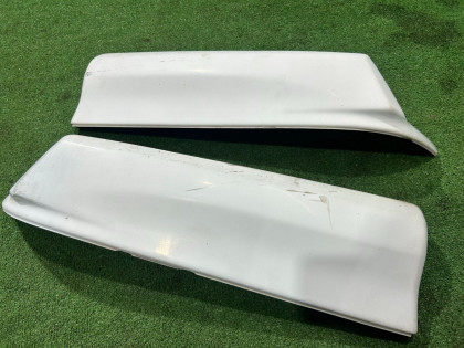 后唇 Клыки на задний бампер SUBARU LEGACY OEM 57703AE060WG BE5 2000
