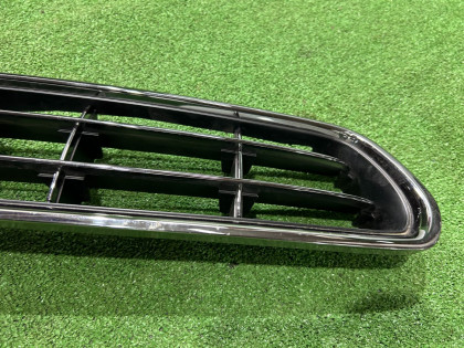 Radiator grille SUBARU LEGACY OEM 91121AE160 BE5 2000 WHITE 51E