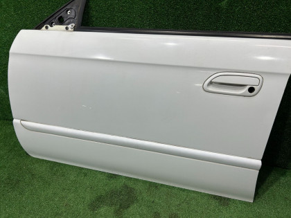 左前门 SUBARU LEGACY OEM 60009AE010 BE5 2000 WHITE 51E
