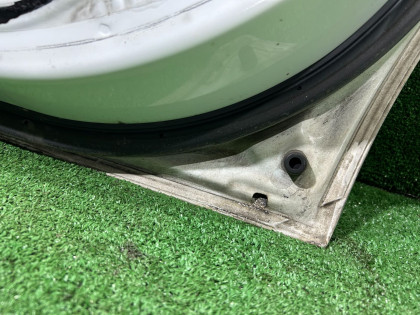 Porta traseira direita SUBARU LEGACY OEM 60400AE400 BE5 2000 WHITE 51E