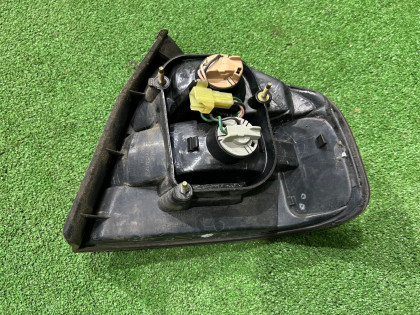 ไฟท้ายซ้าย SUBARU LEGACY OEM 84201AE05A BE5 2000