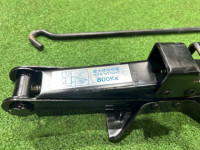 แม่แรง SUBARU LEGACY OEM 97030FA070 BE5 2000