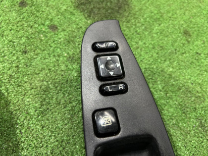 กล่องควบคุมกระจกไฟฟ้า черный SUBARU LEGACY OEM 83071AE060, 83071AE040 BE5 2000 EJ206 AT