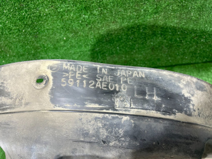 Pasarruedas trasero izquierdo SUBARU LEGACY OEM 59112AE010 BE5 2000 WHITE 51E