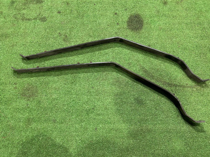 Fuel tank straps SUBARU LEGACY OEM 42017AE010  42017AE000 BE5 2000 EJ206 AT