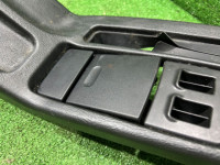 杯架 дефект SUBARU LEGACY OEM 92132AE000ML 66150AE020ML BE5 2000 WHITE 51E