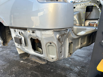 ชิ้นส่วนตัวถังท้ายรถ Rear Cut SUBARU LEGACY LANCASTER OEM 51410AE160 51410AE170 52122AE100 BHE 2001 SILVER/GREY 1U2