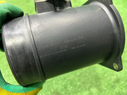 Датчик расхода воздуха МАФ SUBARU LEGACY OEM 22680AA301 22794AA010 BE5 2000 EJ206 AT