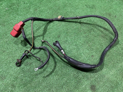 バッテリーケーブル SUBARU LEGACY OEM 81601AE000 BE5 2000 EJ206 AT