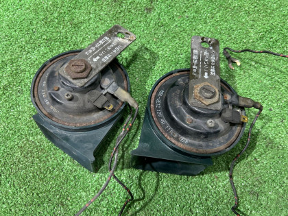 Buzinas mitsuba ALPHA horn SUBARU LEGACY OEM 86012AE000 86012AE010 BE5 2000 EJ206 AT