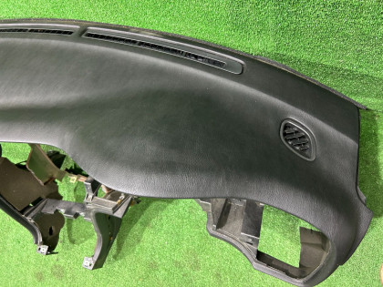 Торпедо черная SUBARU LEGACY OEM 66045AE000ML BE5 2000 WHITE 51E