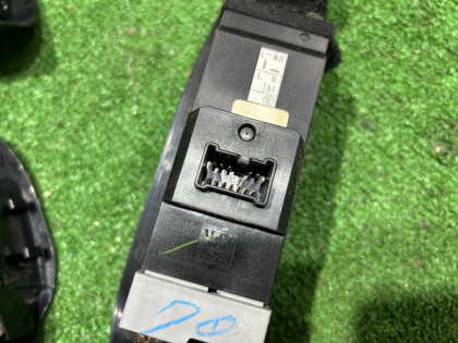 กล่องควบคุมกระจกไฟฟ้า черный SUBARU LEGACY OEM 83071AE080, 83071AE040 BEE BHE BE5 BE9 BH5 BH9 2002 EZ30 AT