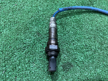 O2センサー（ラムダセンサー） №1 SUBARU LEGACY OEM 22641AA032 BEE BHE 2002 EZ30 AT