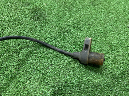 เซ็นเซอร์ ABS หน้าซ้าย SUBARU LEGACY OEM 27540AE010 BEE 2002 EZ30 AT