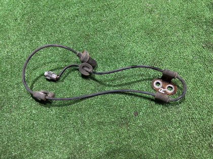 Sensor ABS dianteiro direito SUBARU LEGACY OEM 27540AE000 BEE 2002 EZ30 AT