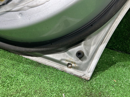 Дверь задняя правая SUBARU LEGACY OEM 60400AE400 BEE BE9 BE5 2002 SILVER 01G