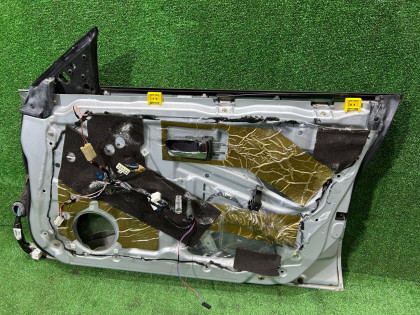 Дверь передняя правая SUBARU LEGACY OEM 60009AE000 BEE BHE BE5 BE9 BH5 BH9 2002 SILVER 01G